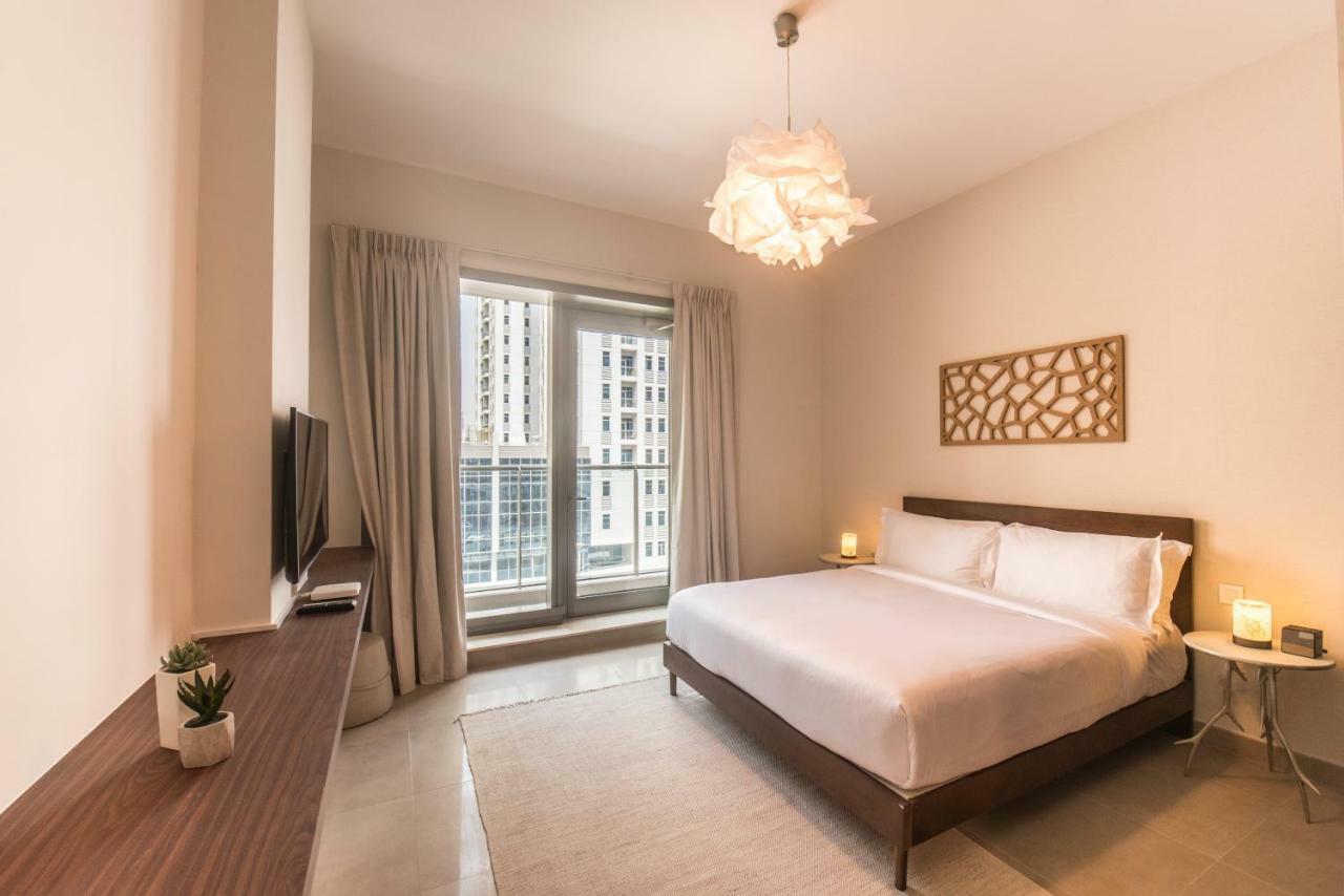 Fantastay Sparkle Tower Luxury 1 Br Дубай Екстер'єр фото